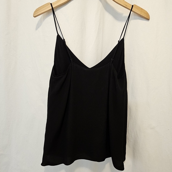 🇨🇦 Aritzia - Wilfred Free Boscono Camisole (Black) - Picture 10 of 16